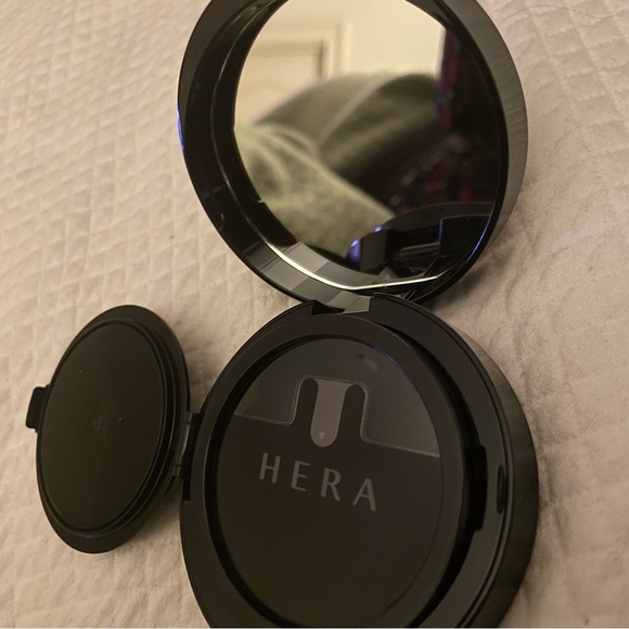 HERA NEW‎ Black Cushion Foundation 15g  SPF34/PA++ K-Beauty 23C1 Pink Beige NIB - Picture 11 of 14